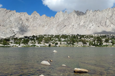 Jagged ridge of peaks at Center Basin, Kings Canyon National Park, California